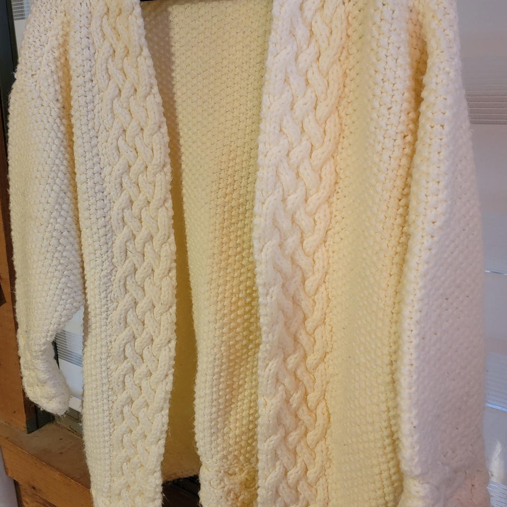 Mary Maxim Women's Cream Cable Knit Cardigan - Picture 2 of 9